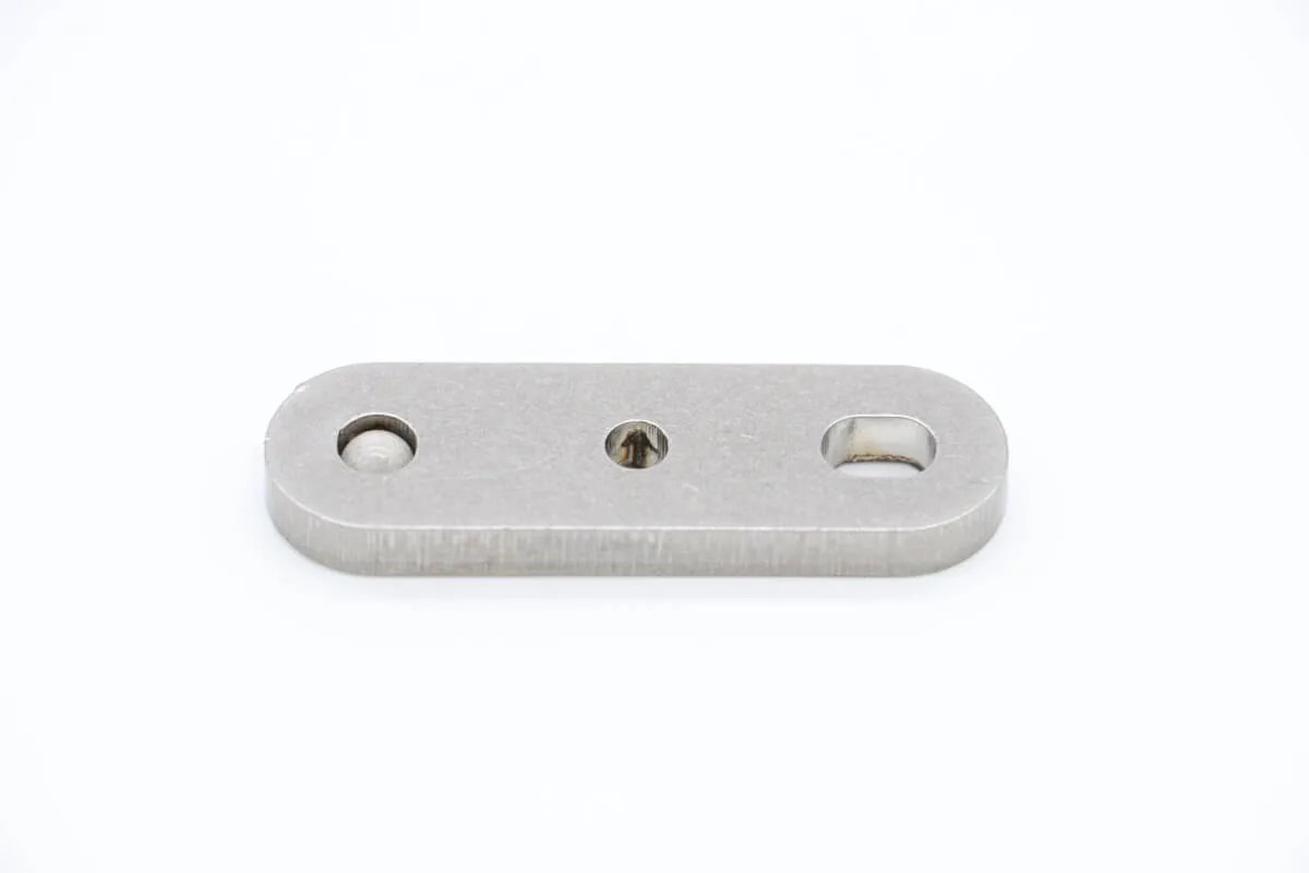 Maxima M700 – Aansluiting achter plaat 09399001