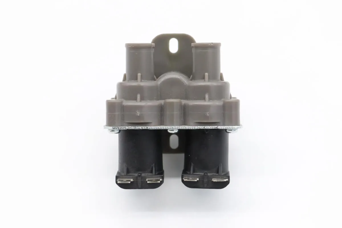 Maxima M-Ice 100A – Wasserventil (1 In · 2 Out) #23 09304384