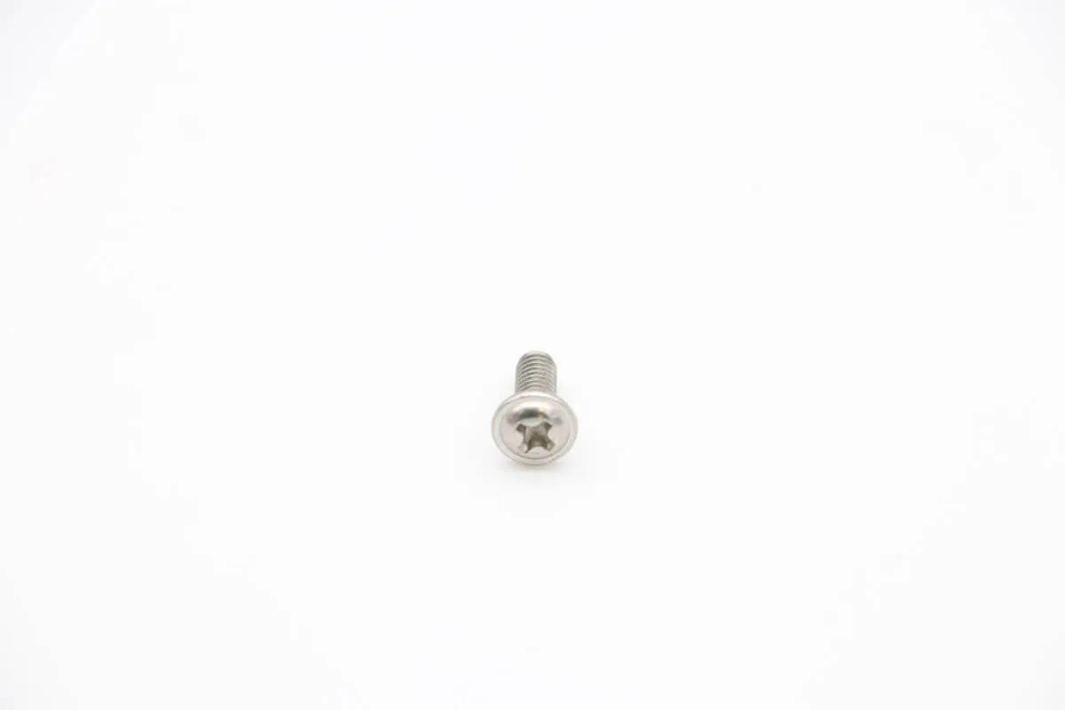 Maxima MKU Standmixer – Schraube M4x8 #43 09379046