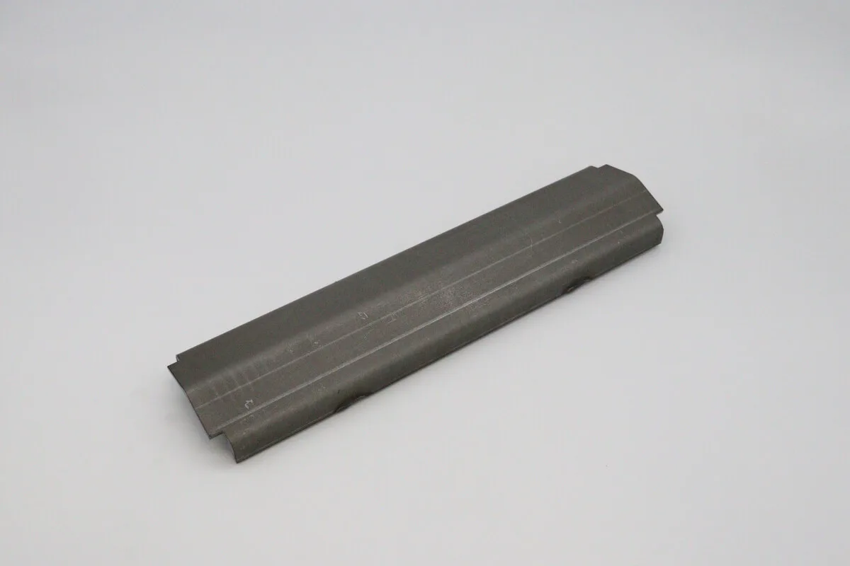 Maxima M600 GRILL – Stahlteil für oberen Brenner 09392037