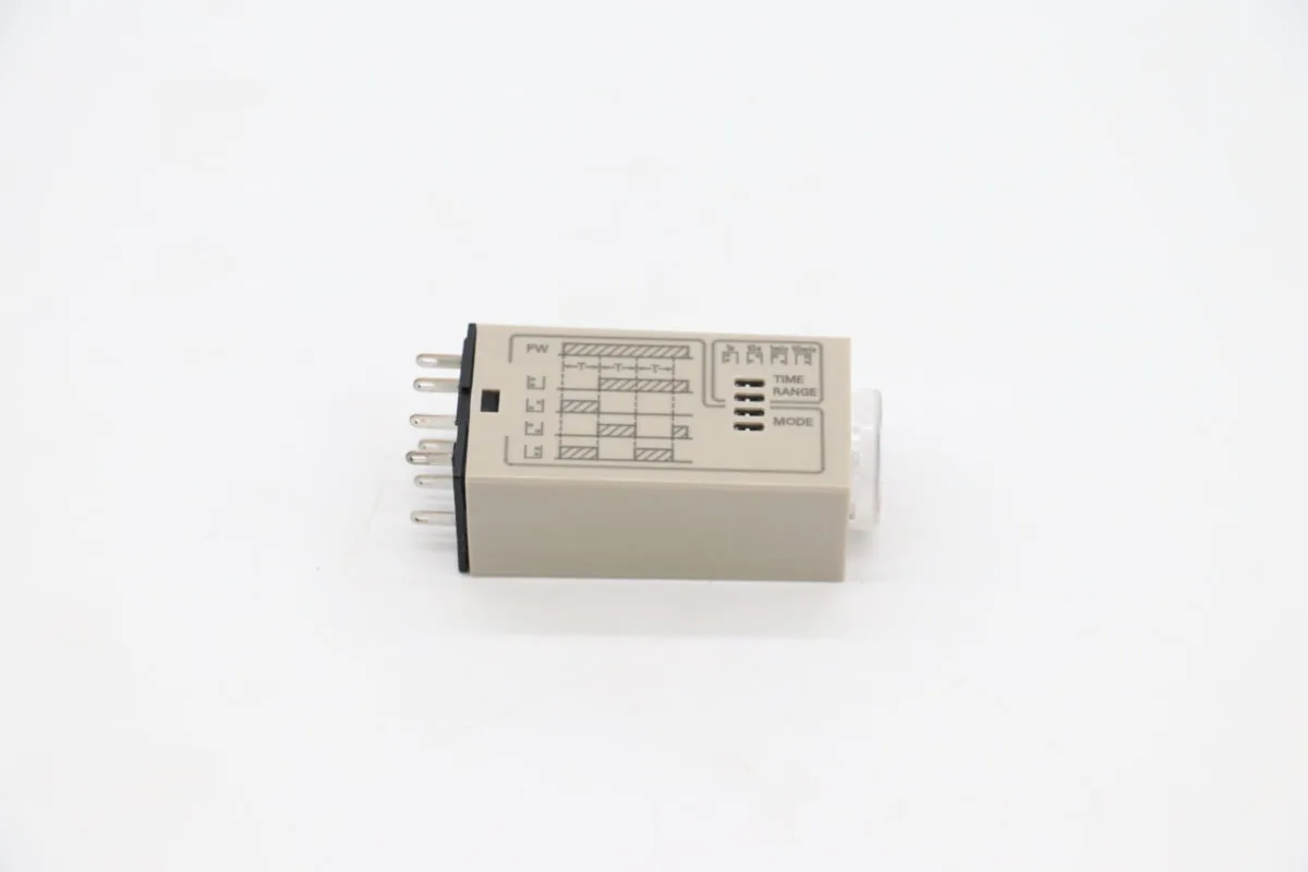 Weitere Ansicht: RELAIS – Time Relais 200/230V (Omron / H3yn8000r)