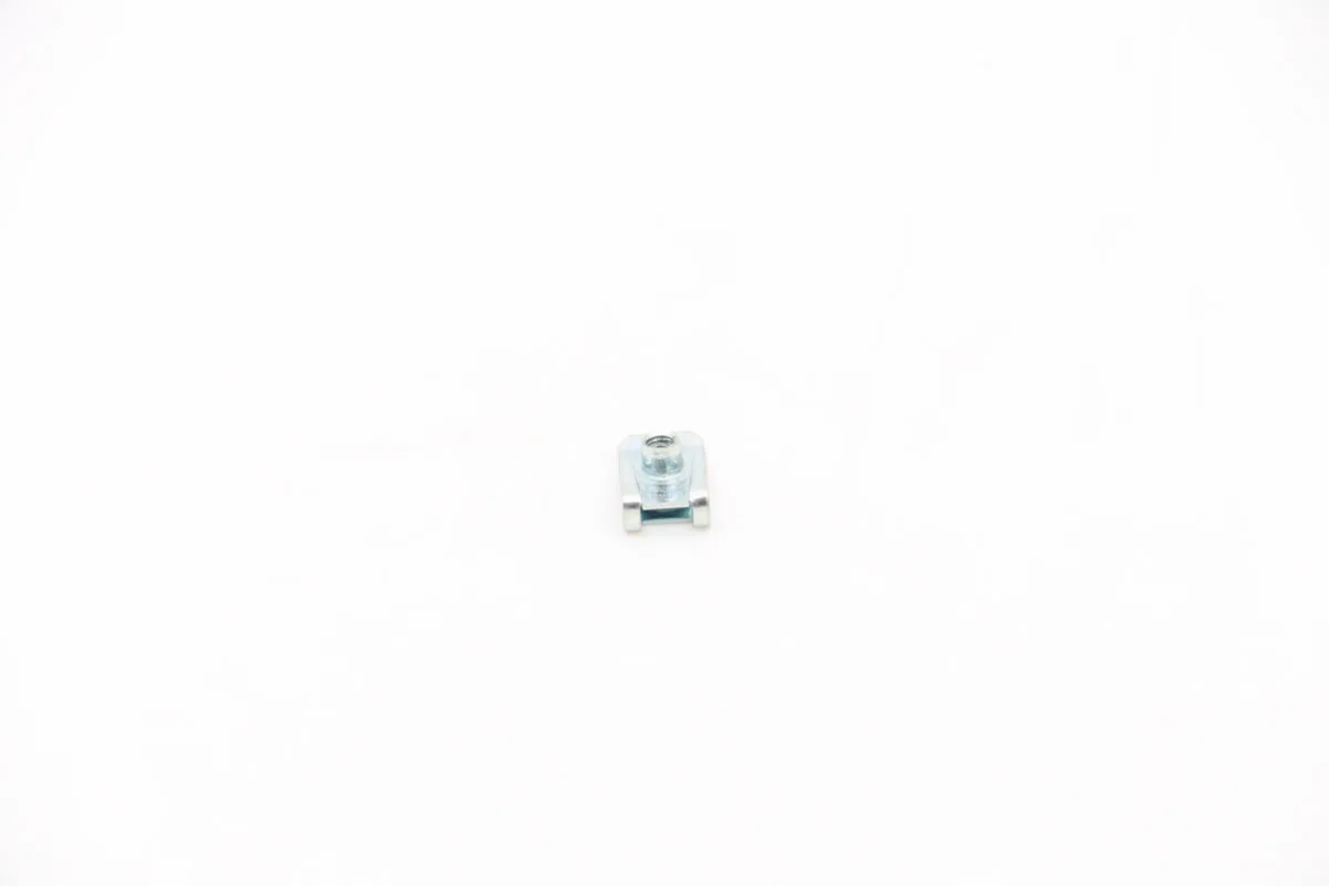 Weitere Ansicht: VNG350/VN500 – Mutter/Clip 4 mm