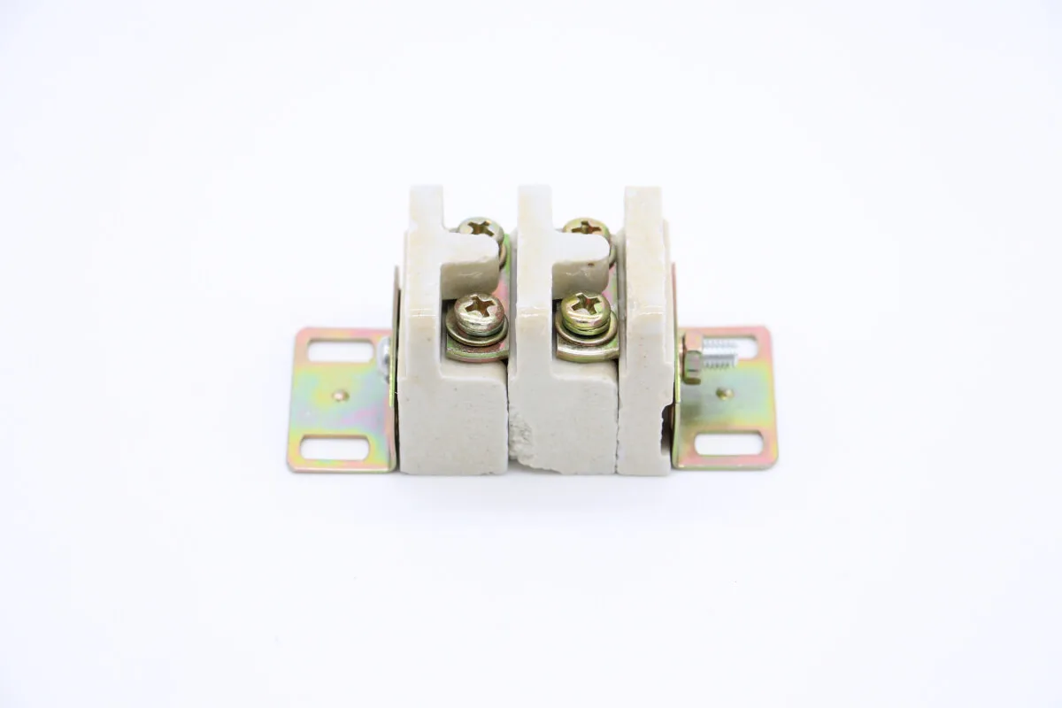 Maxima GRIDDLE550 – Keramik Anschlussklemme 09365306