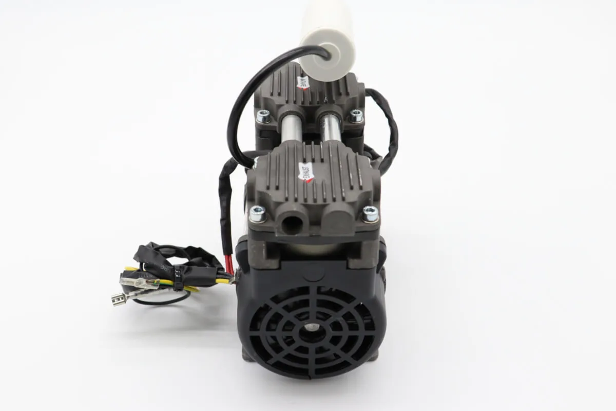 Maxima MVAC250 LIQUID – Pumpe (100Z) #25 09501325