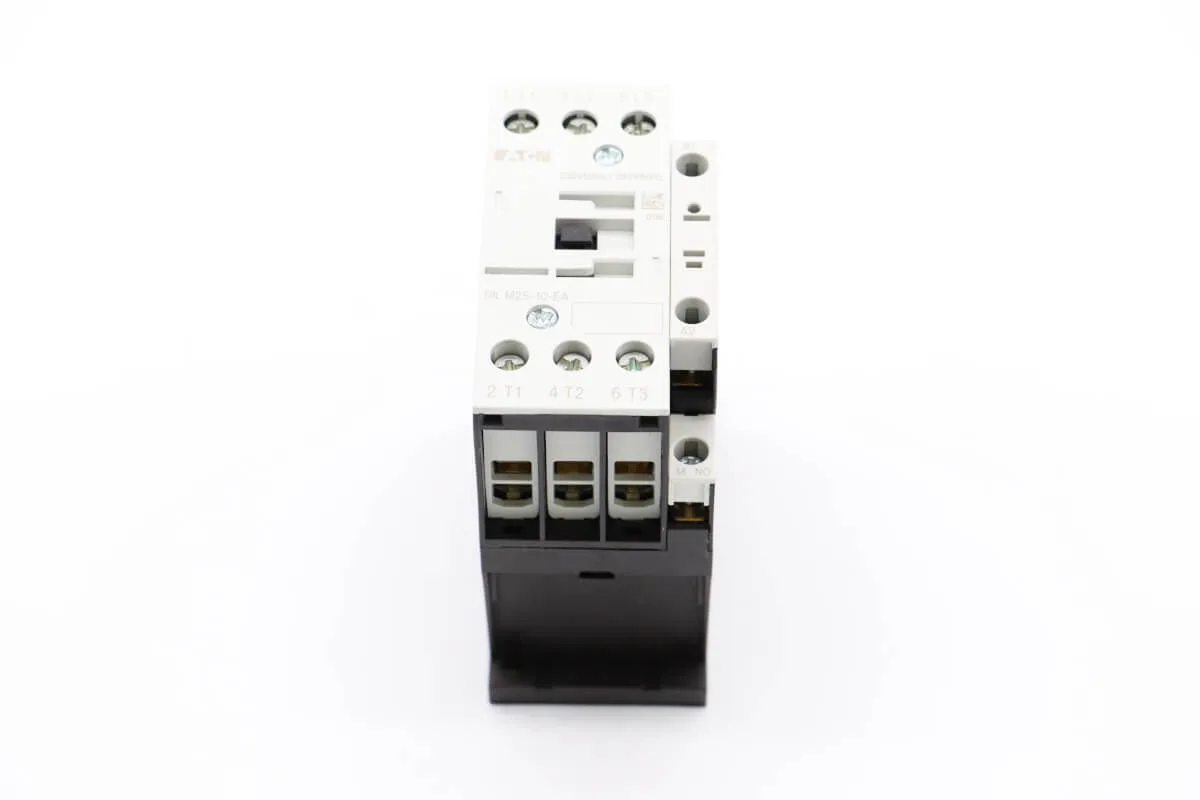 Weitere Ansicht: M700/CUTTER – Schütz 25-10 220V AC Moeller 11 Kw