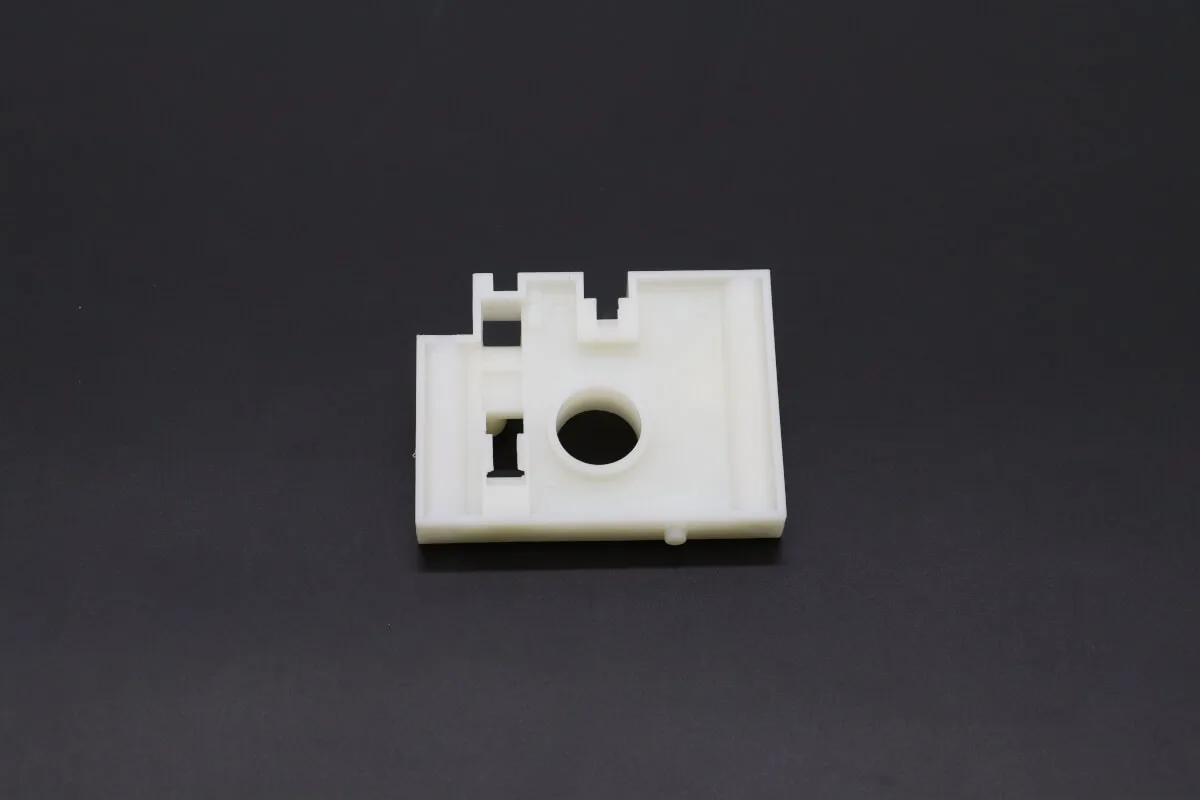 Weitere Ansicht: M-Ice 100A – Kunststoff Motor Halterung