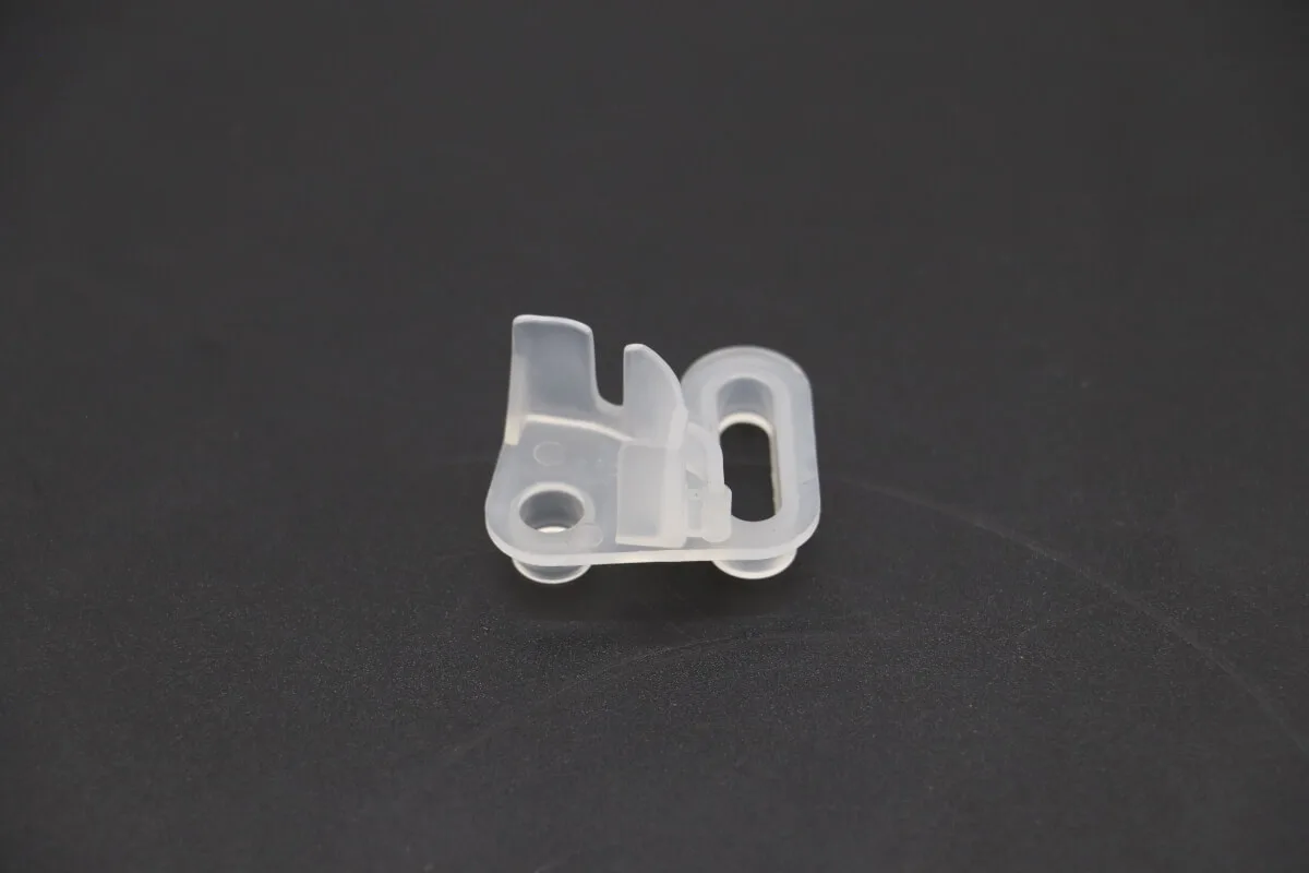 Maxima HD50 – Nylon Tür Scharnier (Links) 09400668