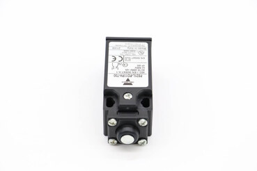 Preview: Maxima M700 – Endschalter (Ac15 6A/250V) · 09399174
