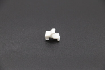 Preview: Maxima BC – Einlegeboden Locking Clip (Kunststoff) · 09404253