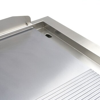 Preview: Maxima Induktions-Grillplatte 700 · Glatt & Gerillt · 10.000 W · Doppel · Mit Untergestell · 09371100