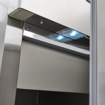 Preview: Maxima Kühlschrank · 600 l · 3 Einstellbare Regale (2/1 GN) · Rostfreier Stahl · auf Rädern · 09400003