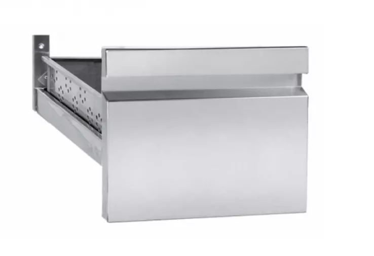 Cocktailstation mit integriertem Getränkekühltisch