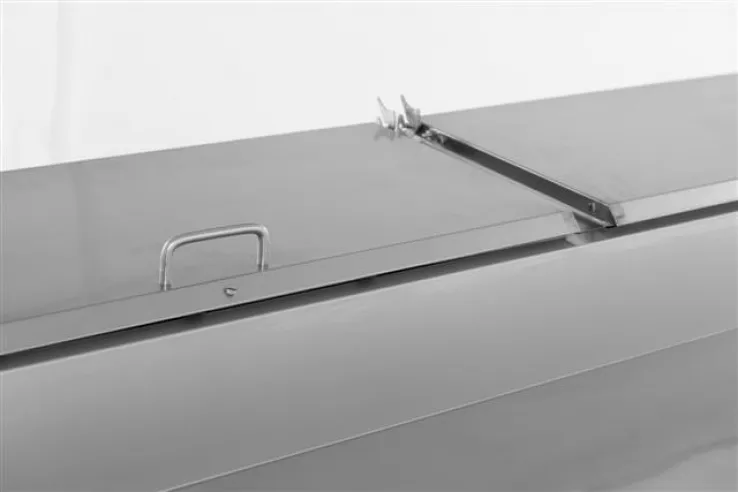 Saladette 3 Türen 8X1/3Gn Behälter