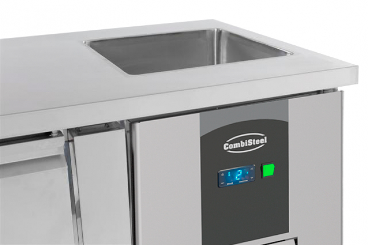 700 Kühltisch Spülbecke 3 Türen