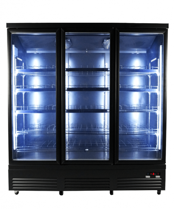 Kühlschrank mit 3 Glastüren – Schwarz, CEB-1600R-BL | Perfekte Gastronomielösung