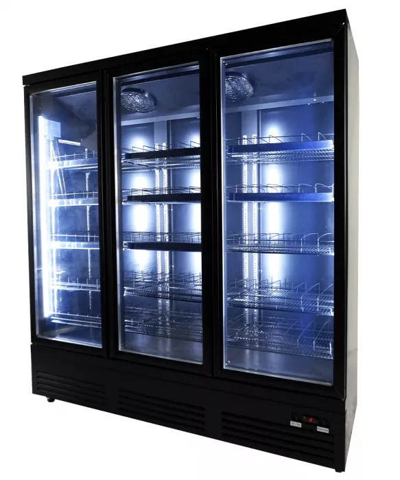 Kühlschrank mit 3 Glastüren – Schwarz, CEB-1600R-BL | Perfekte Gastronomielösung