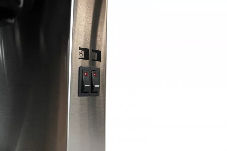 Kaffeemaschine mit 2 Glaskannen 1,8 L – 100 Tassen/Stunde