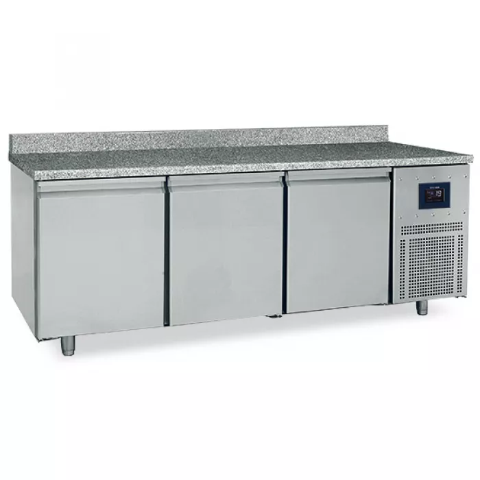 Bäckereitiefkühltisch 3-türig 600x400 mm, Granitarbeitsplatte mit Aufkantung, -10°/-22°C - WiFi