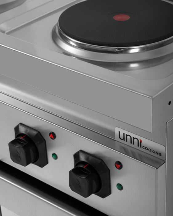 Elektroherd Ranges 700 E70C10-K 2 Türen 2x2,6 kW 400V 220mm