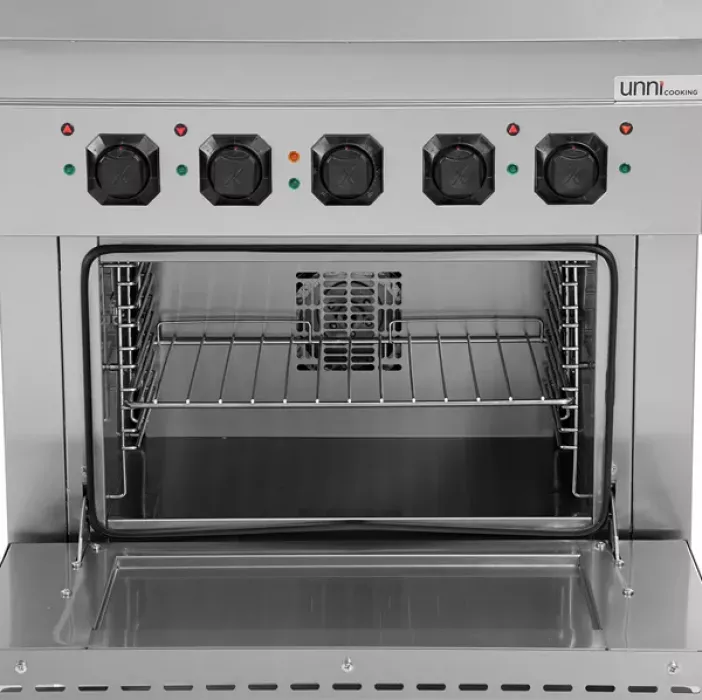 Elektroherd 700 Serie – 4 Kochzonen, Umluftofen, Edelstahl
