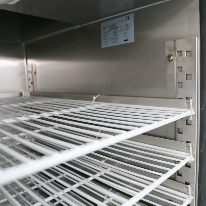 Edelstahltiefkühlschrank, Inhalt 733 Liter, 10Paar Schienen