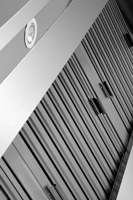 Dunstabzugshaube B1500xD700xH400 wandmontiert