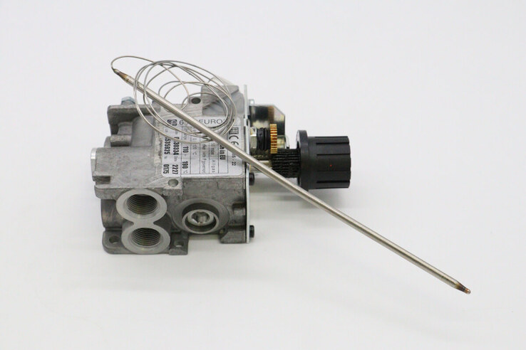 Maxima 700 Thermostatic Gasventil 09399129