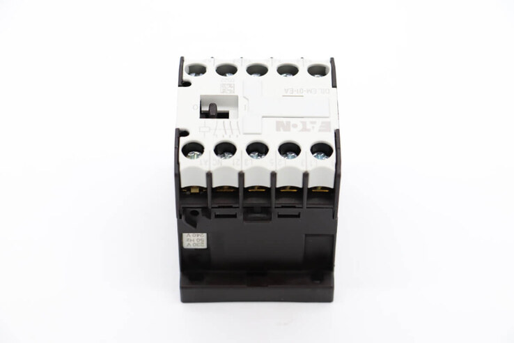 Maxima M700 – Schütz 220V 4Kw · 09399169