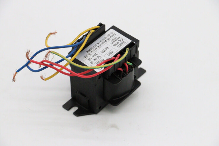 Maxima Vn500 Transformator 220V 2X10va · 09210519