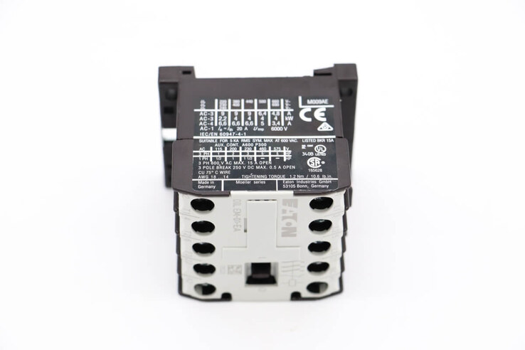 Maxima M700 – Schütz 220V 4Kw · 09399169
