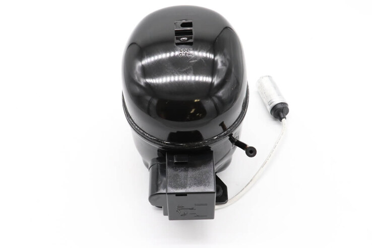 Maxima Compressor – Num70ca1 · 09400513