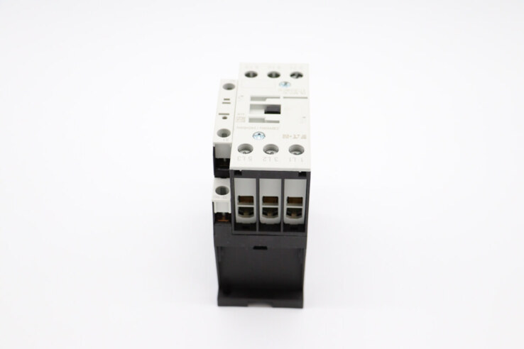 Maxima VN2000 – Contactor Dilm 1710 220V 7,5 Kw Moeller · 09200314