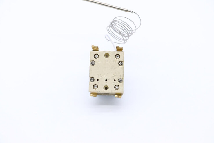 Maxima GRIDDLE730 – Thermostat 300C / 32A / 250V · 09365303