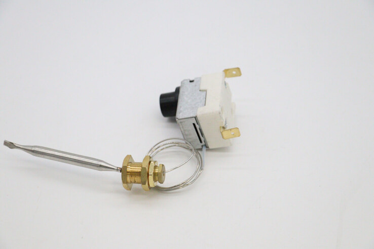 Maxima CHAFING – Thermostat #7 · 09302477