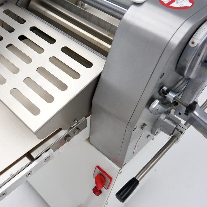 Maxima Teigausrollmaschine · 52 cm · Bodenmodell · faltbar · 09377015
