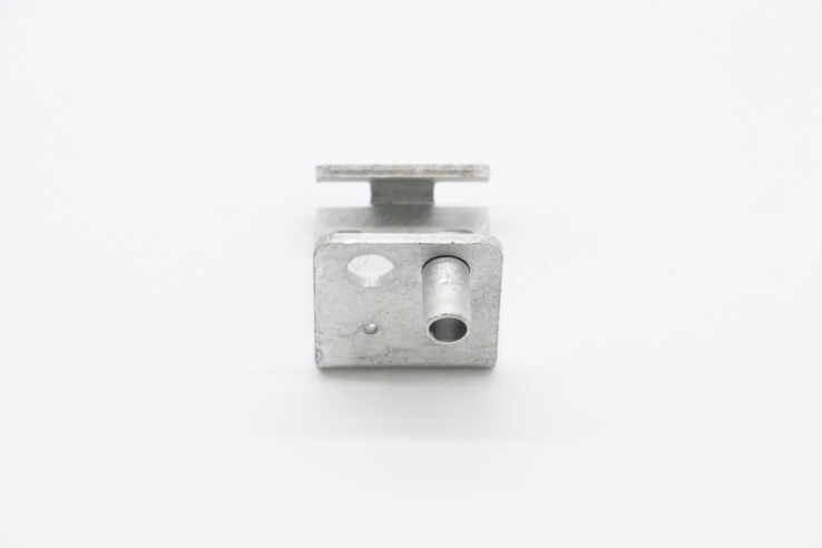 Maxima RG/FRG200/400/600 – Scharnier #3 (oben) · 09405117