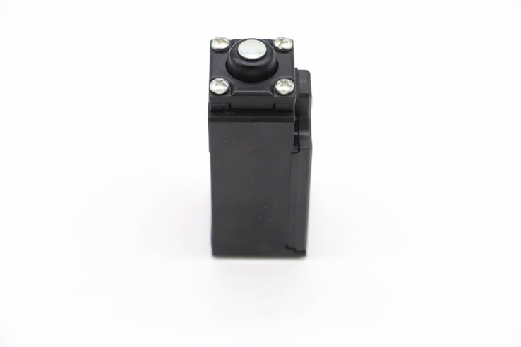 Maxima M700 – Endschalter (Ac15 6A/250V) · 09399174