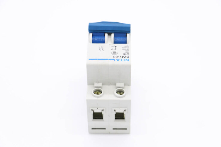 Maxima MVAC400/450/500 – Netzschalter · 09334504