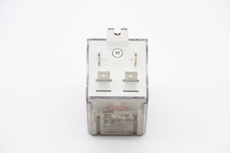 Maxima ID500(230V)/2000 – Relais 65,31 230/50 · 09240382