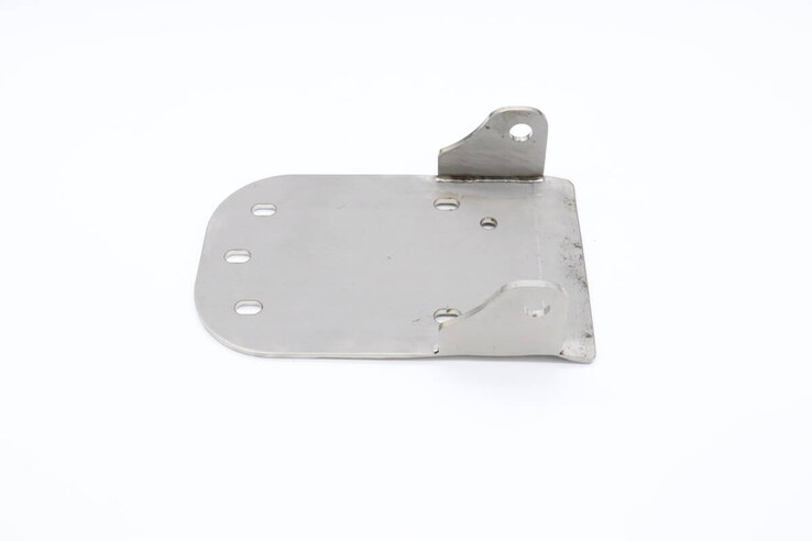 Maxima Kutter 50/70L – Teil von Scharnier für Deckel #56 (oben) · 09399489
