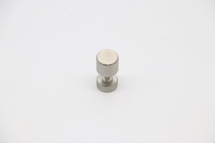 Maxima STR (ALL MODELS) – Schraube und Mutter für Glasscheibe #25 09401098