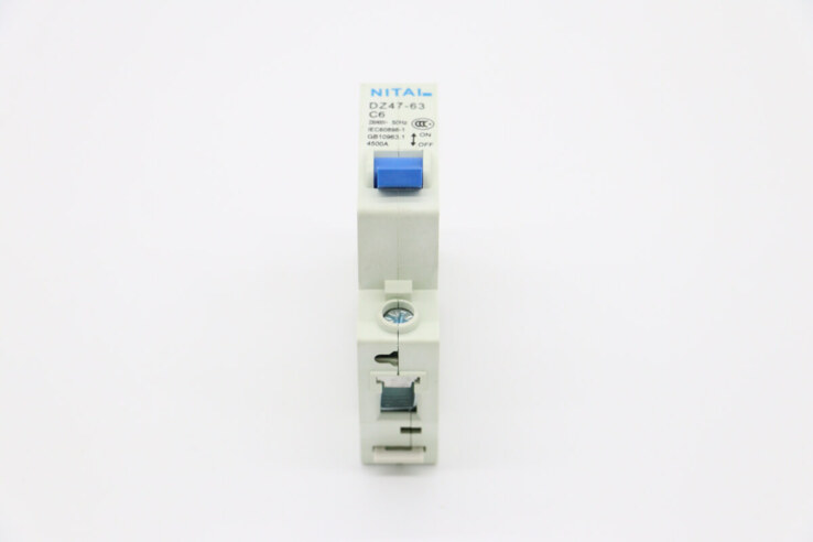 Maxima MVAC200/300 – Netzschalter · 09332304