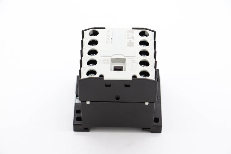 Maxima M700 – Schütz 220V 4Kw · 09399169