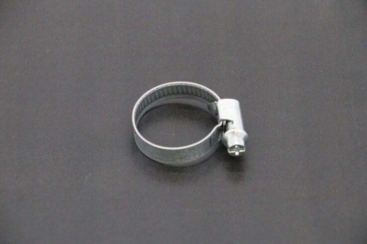 Maxima IDW – Hose Klemme von Ablauf Pumpe 09240461