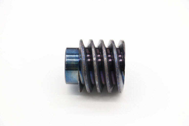 Maxima MMM32 – Schroef schroefdraad #5 · 09356121