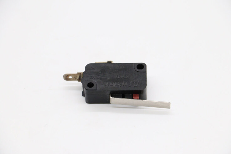 Maxima MPM7 – Distance Schalter #30 (Om) · 09302527