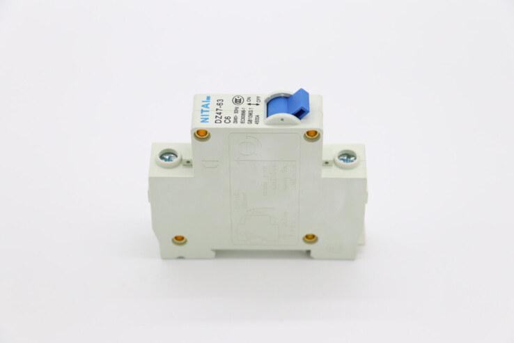 Maxima MVAC200/300 – Netzschalter · 09332304