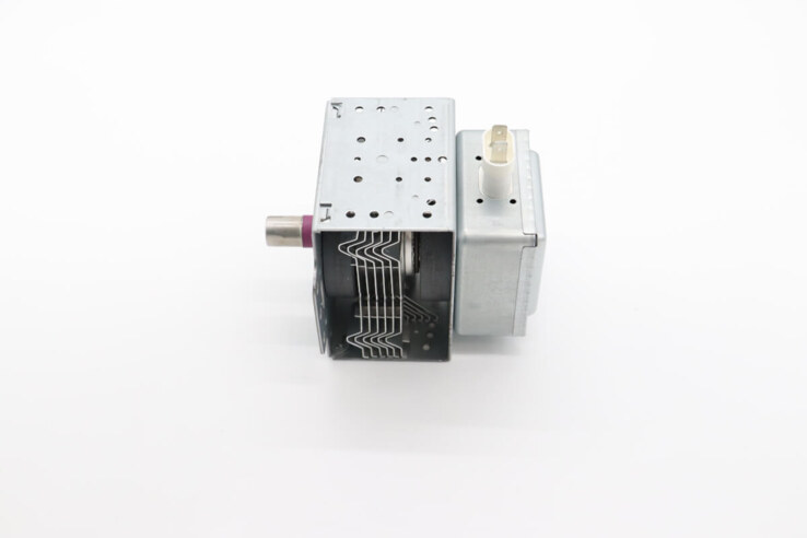 Maxima MWO1800 – Magnetron #C08 · 09367354