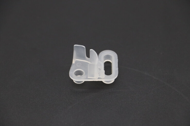 Maxima HD50 – Nylon Tür Scharnier (Rechts) 09400667