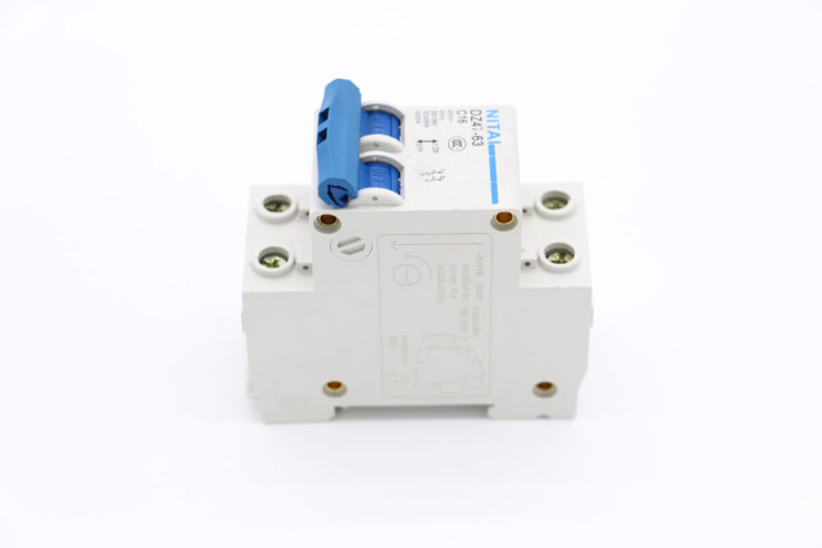 Maxima MVAC400/450/500 – Netzschalter · 09334504